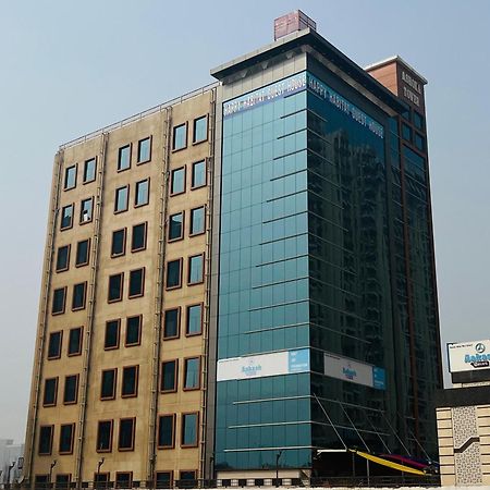 Townhouse Happy Habitat Guest House Greater Noida Exterior photo